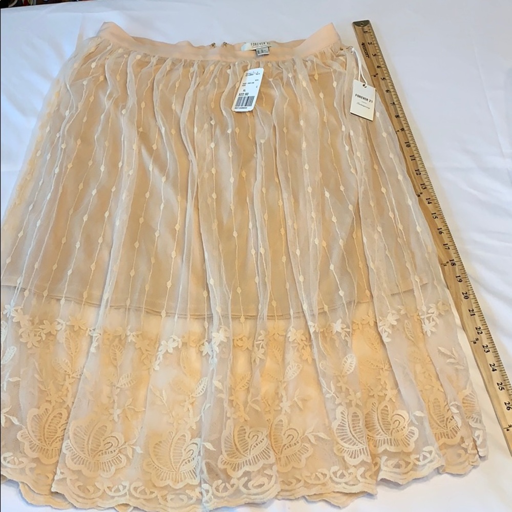 Forever 21 skirt size XL NWTs